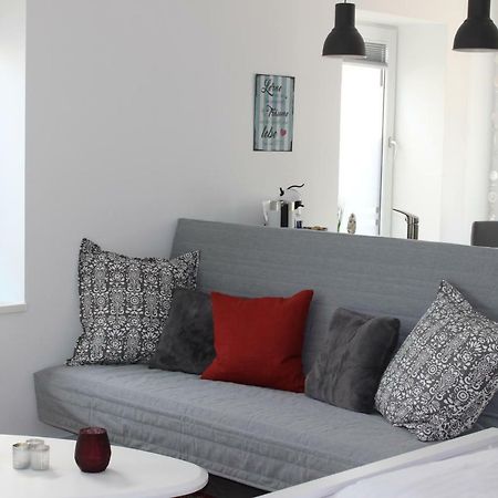 Das Kleine Stadtapartment Burg auf Fehmarn Bagian luar foto